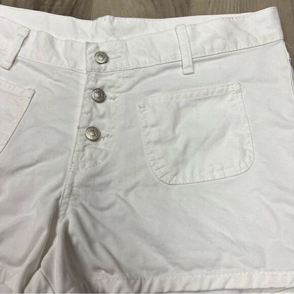 Jordache white shorts size 11/12 button fly. Front pockets vintage Y2K - Picture 4 of 12